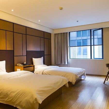 Ji Hotel Shanghai Hongqiao Airport Huqingping Highway Exteriör bild