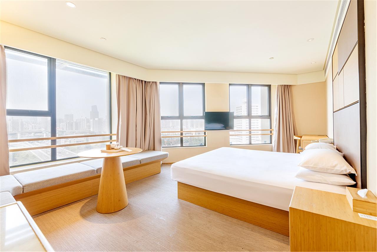 Ji Hotel Shanghai Hongqiao Airport Huqingping Highway Exteriör bild