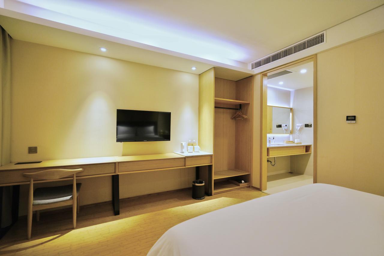 Ji Hotel Shanghai Hongqiao Airport Huqingping Highway Exteriör bild