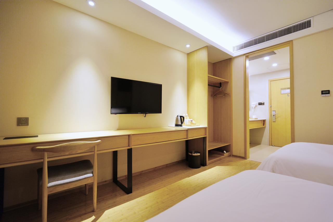 Ji Hotel Shanghai Hongqiao Airport Huqingping Highway Exteriör bild