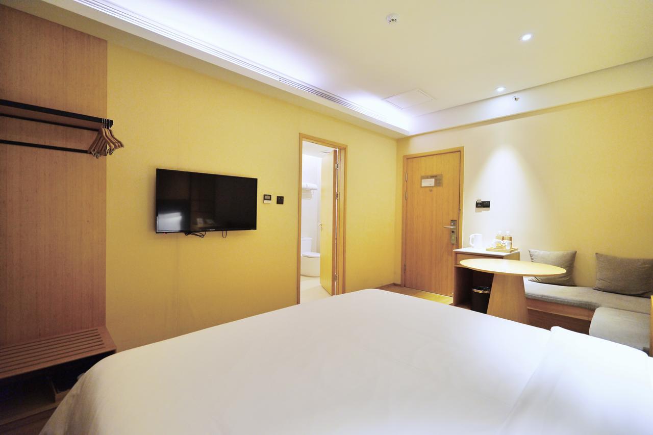 Ji Hotel Shanghai Hongqiao Airport Huqingping Highway Exteriör bild