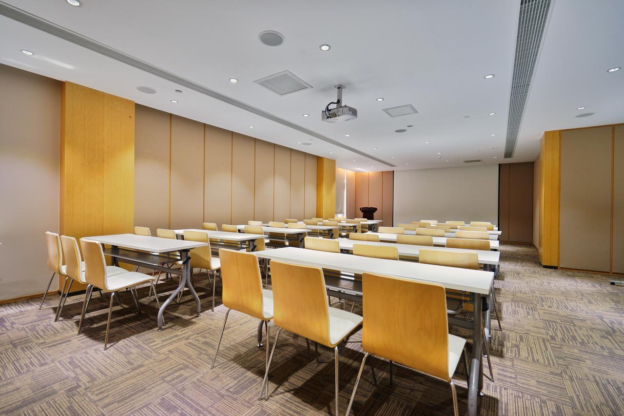 Ji Hotel Shanghai Hongqiao Airport Huqingping Highway Exteriör bild